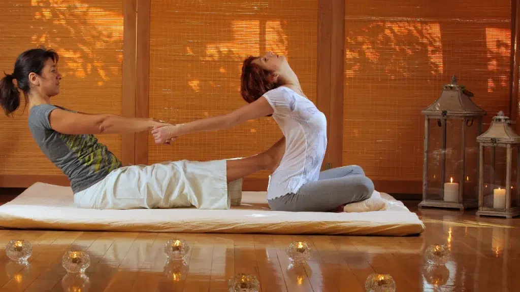 THAIMASSAGE TWO WOMEN バンコクタイマッサージ新橋虎ノ門内幸町bangkogthaimassagetokyoshimbashitoranomon