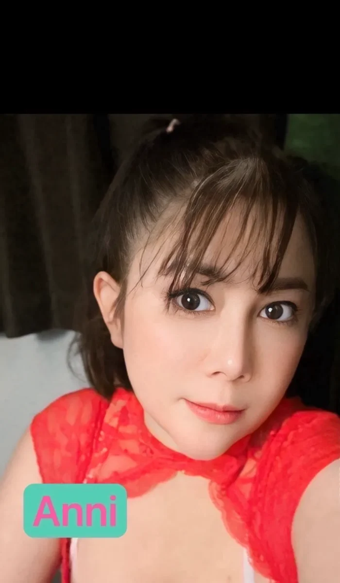 staff anni4 バンコクタイマッサージ新橋虎ノ門内幸町bangkogthaimassagetokyoshimbashitoranomon